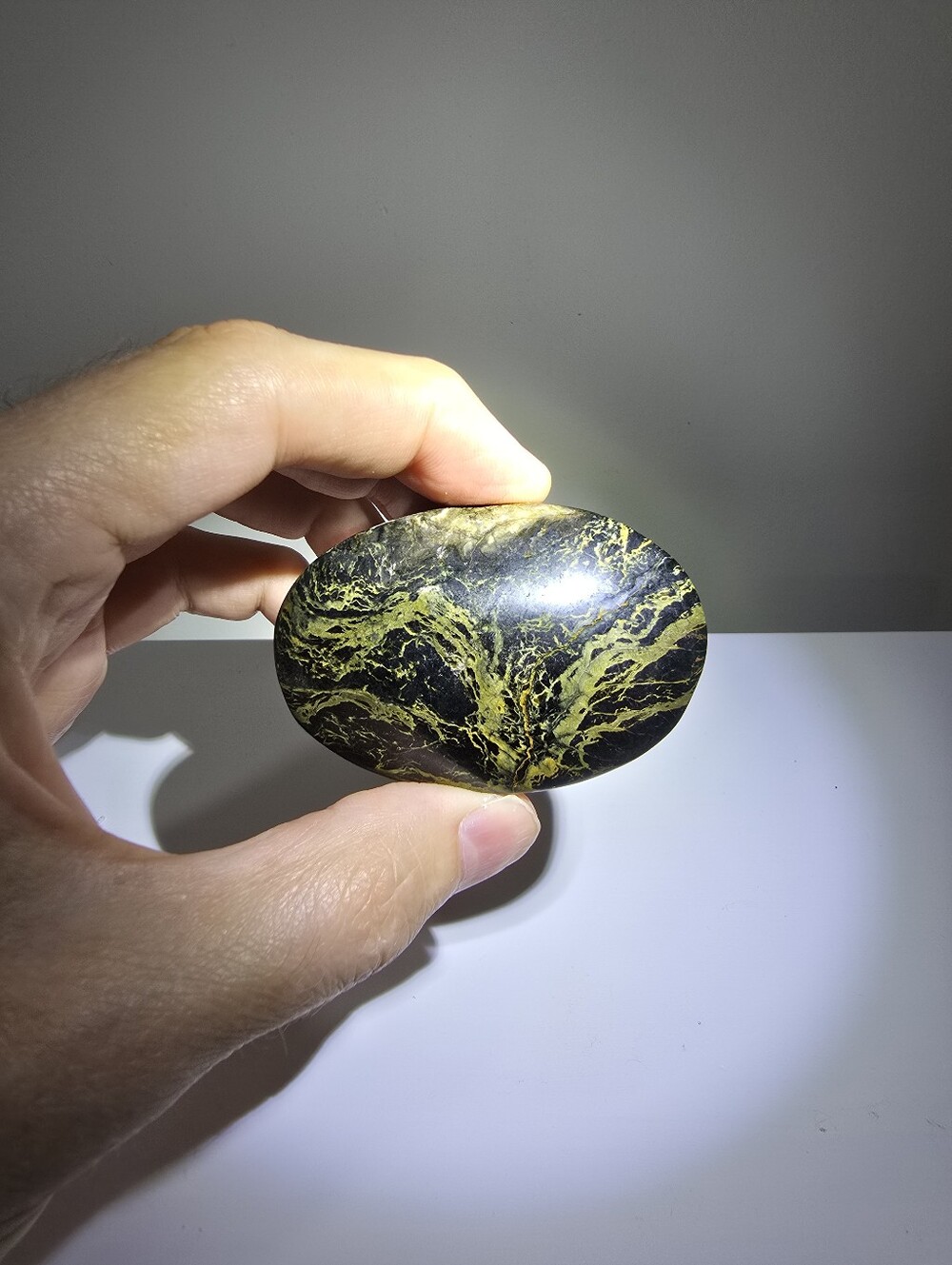 Gold Web Jasper Crystal Palmstone #B